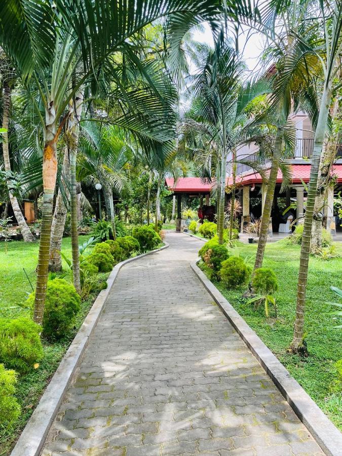 Little Villa Hotel Wadduwa Luaran gambar